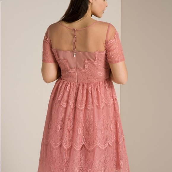 Chi chi curve Danielle dress - Picture 3 of 4